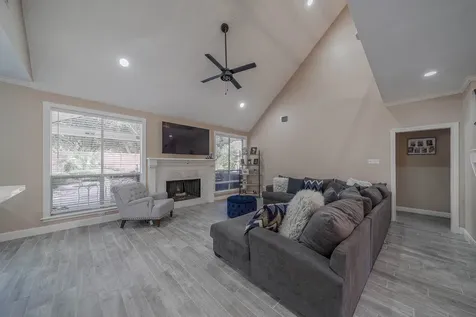 3119 Scenic Elm Street Houston TX 77059