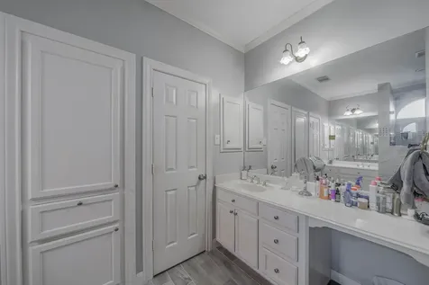 3119 Scenic Elm Street Houston TX 77059