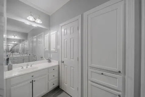 3119 Scenic Elm Street Houston TX 77059