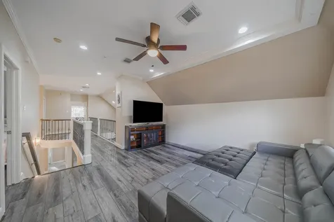 3119 Scenic Elm Street Houston TX 77059