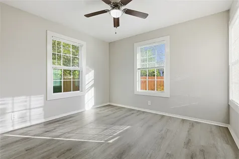 207 Farrer Street Angleton TX 77515