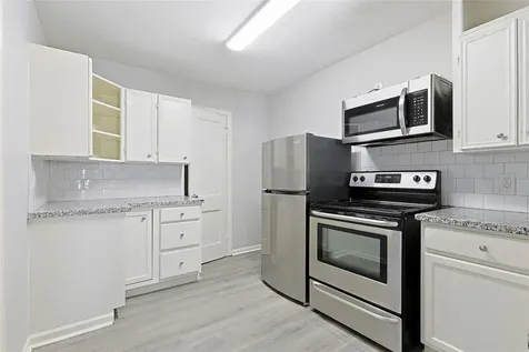 207 Farrer Street Angleton TX 77515