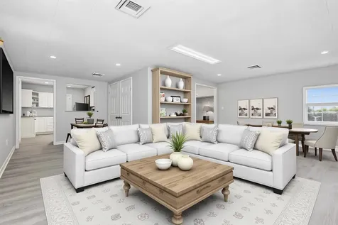 207 Farrer Street Angleton TX 77515