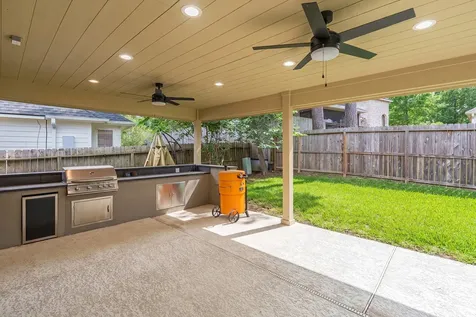 13302 Hidden Valley Drive Montgomery TX 77356