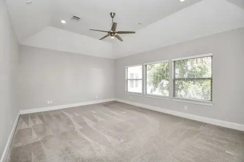 239 W 27th Street Houston TX 77008
