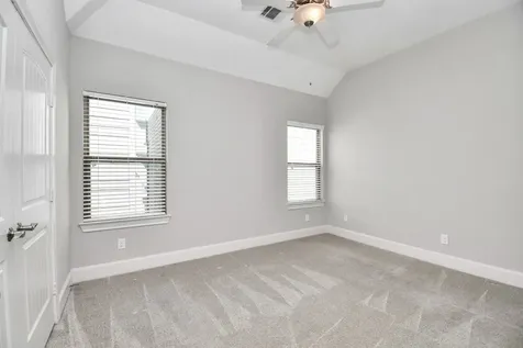 239 W 27th Street Houston TX 77008