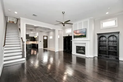239 W 27th Street Houston TX 77008