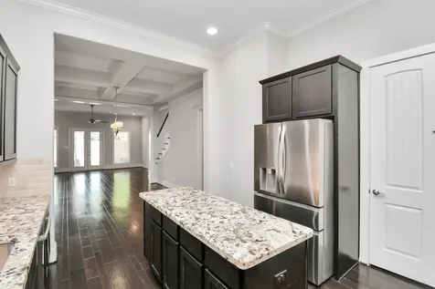 239 W 27th Street Houston TX 77008
