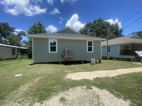 269 Wood Fern Cleveland TX 77327