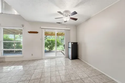 8115 Theisswood Road Spring TX 77379