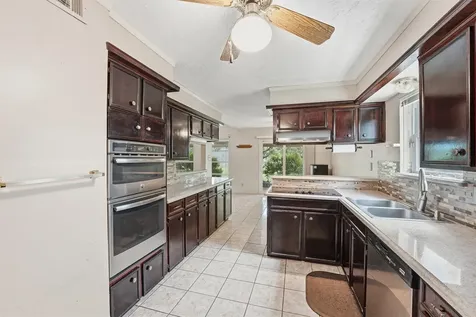 8115 Theisswood Road Spring TX 77379