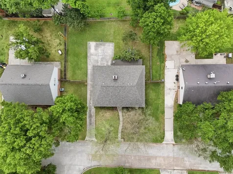 8115 Theisswood Road Spring TX 77379