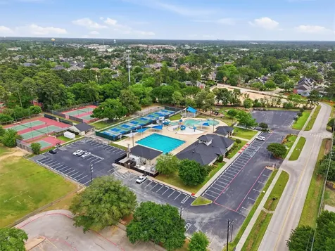 8115 Theisswood Road Spring TX 77379
