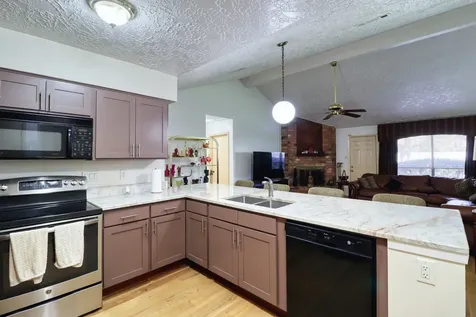 3446 Cheaney Drive Houston TX 77066