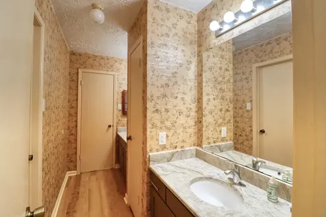 3446 Cheaney Drive Houston TX 77066