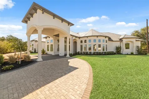 2 Little Sorrell Court Tomball TX 77377