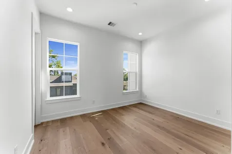 1104 Gibbs Street Houston TX 77009