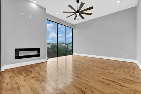 1505 Stuart Street Houston TX 77004
