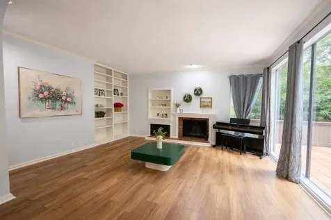 35 Litchfield Lane 229 Houston TX 77024