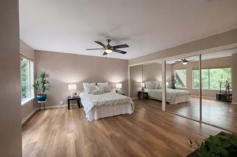 35 Litchfield Lane 229 Houston TX 77024