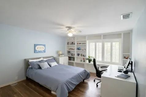 35 Litchfield Lane 229 Houston TX 77024