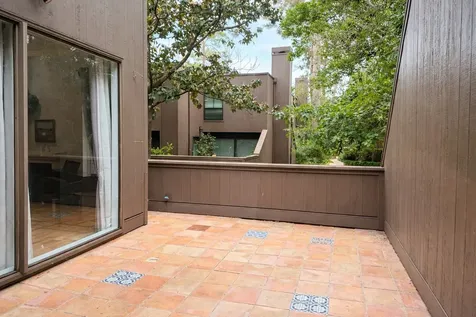 35 Litchfield Lane 229 Houston TX 77024