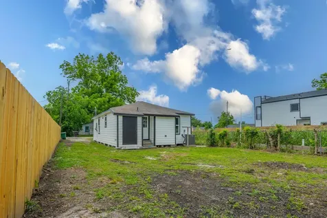 7821 Ethel Street Houston TX 77028