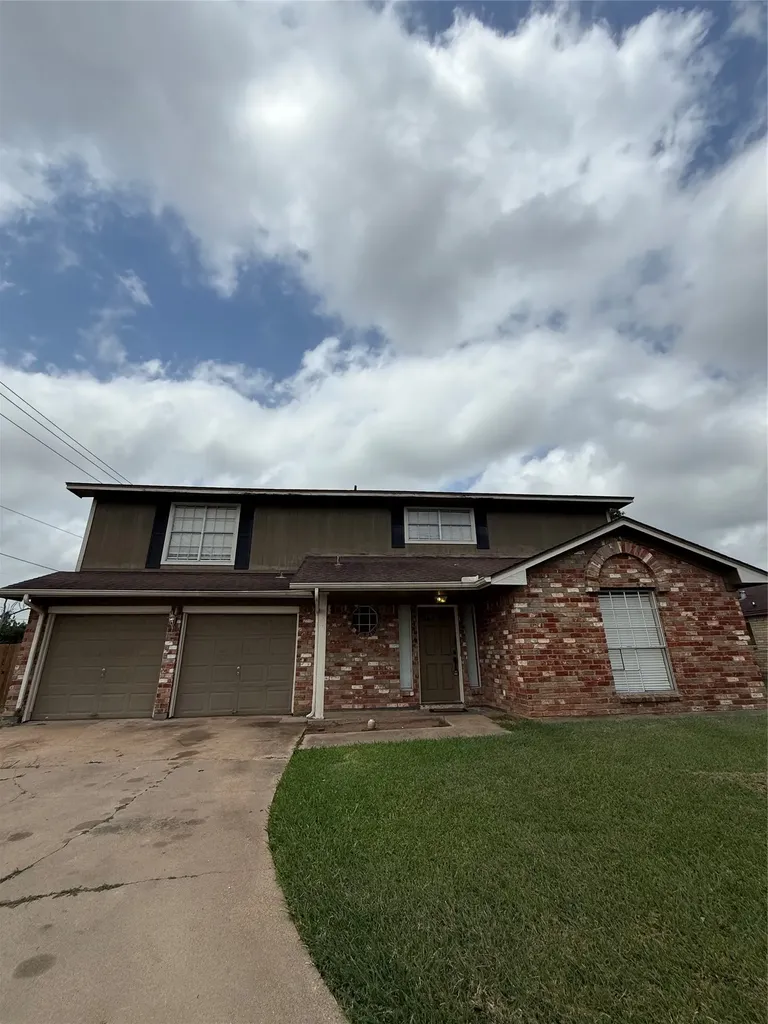 414 Dogwood Street Lake Jackson TX 77566