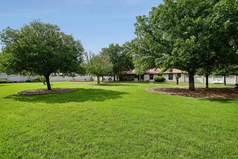 433 Oak Wood Road Kerrville TX 78028
