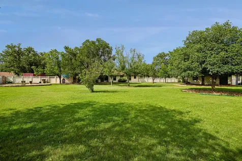 433 Oak Wood Road Kerrville TX 78028