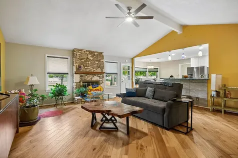433 Oak Wood Road Kerrville TX 78028