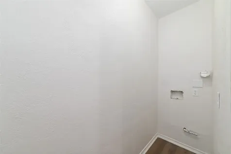 6905 Kassarine Pass Houston TX 77033