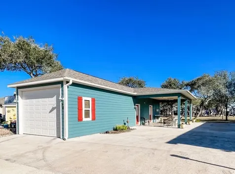 78 Augusta Circle Aransas Pass TX 78336