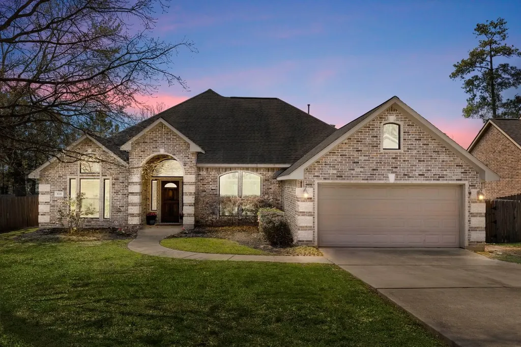 1719 Summergate Drive Conroe TX 77304