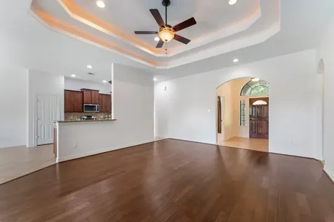 1719 Summergate Drive Conroe TX 77304