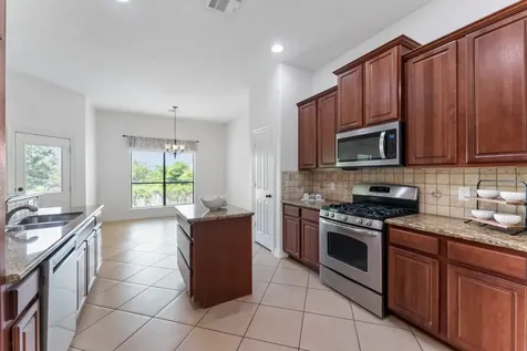1719 Summergate Drive Conroe TX 77304