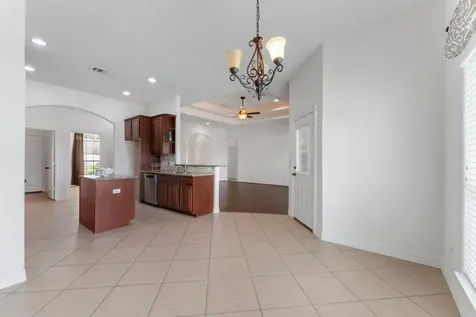 1719 Summergate Drive Conroe TX 77304