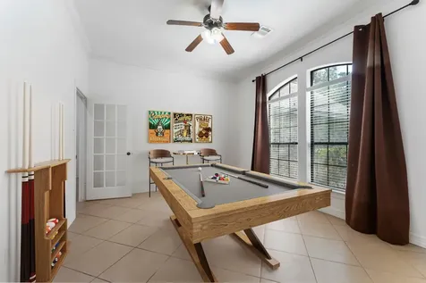 1719 Summergate Drive Conroe TX 77304