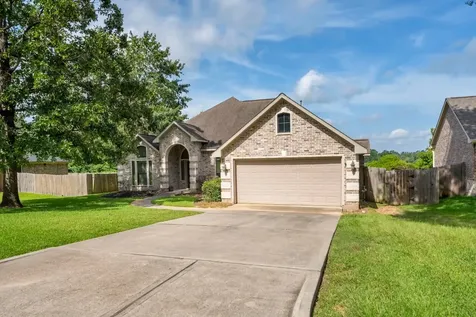 1719 Summergate Drive Conroe TX 77304