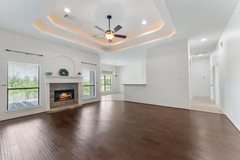 1719 Summergate Drive Conroe TX 77304
