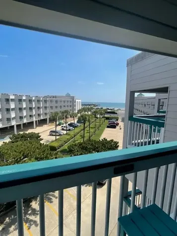 6102 Seawall Boulevard 389 Galveston TX 77551