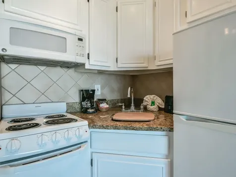 6102 Seawall Boulevard 389 Galveston TX 77551