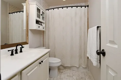 63 Douvaine The Woodlands TX 77382