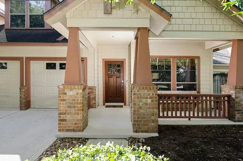 63 Douvaine The Woodlands TX 77382