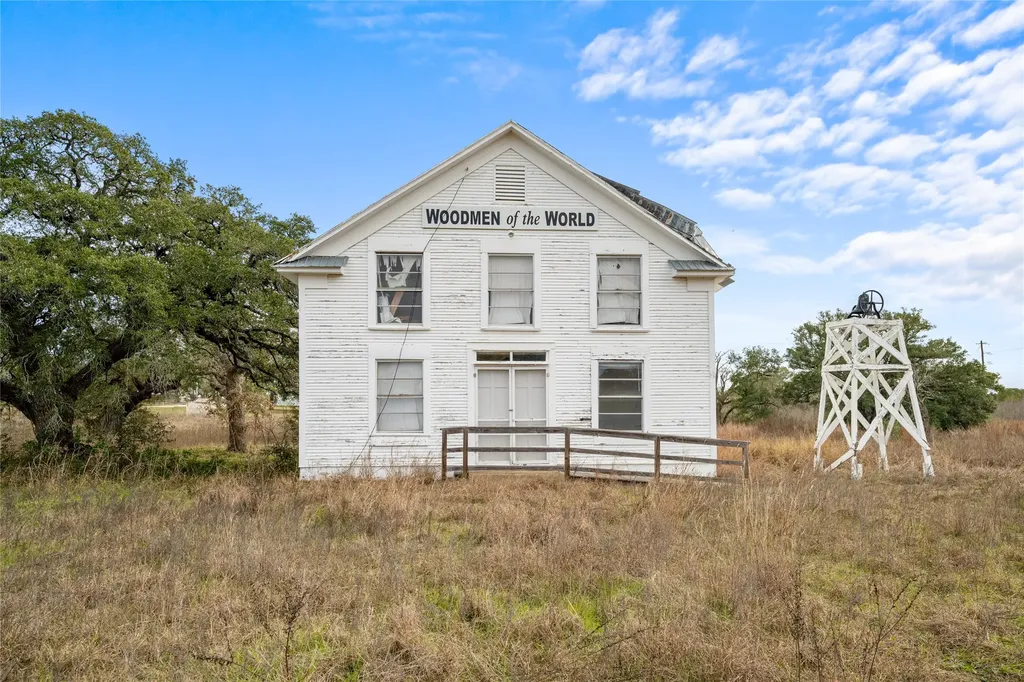 000 Third Street Muldoon TX 78949