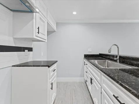 8110 Albacore Drive 12 Houston TX 77074
