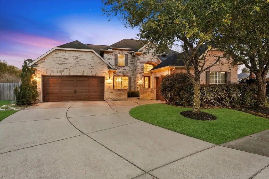 15607 Shining Brook Court Houston TX 77044