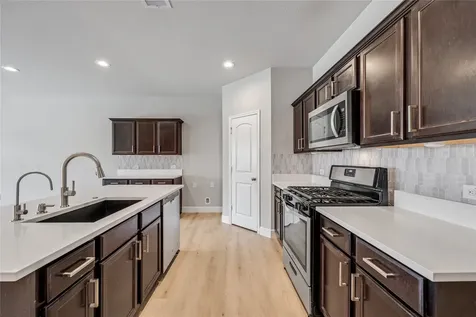 21023 Belmont Village Way Katy TX 77449