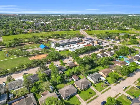 3922 Simsbrook Drive Houston TX 77045