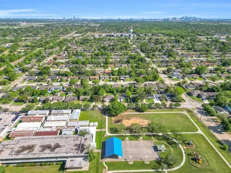 3922 Simsbrook Drive Houston TX 77045